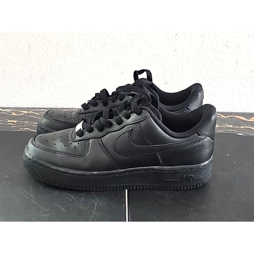 Nike Air Force 1 '07 Triple Black Shoes Sneakers DD8959-001 Men's Size 6